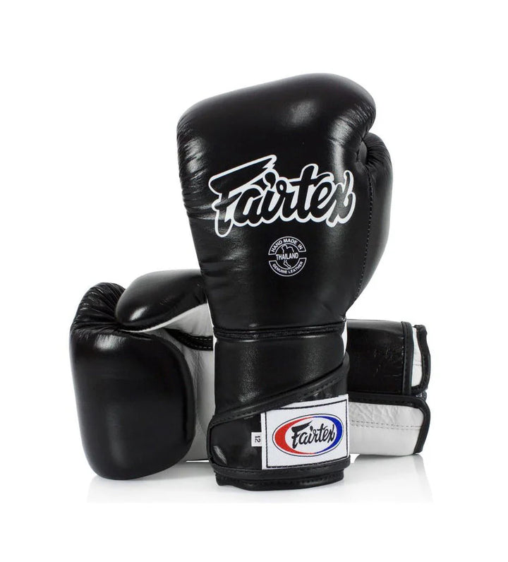 Stylish Angular Sparring Gloves - Locked Thumb